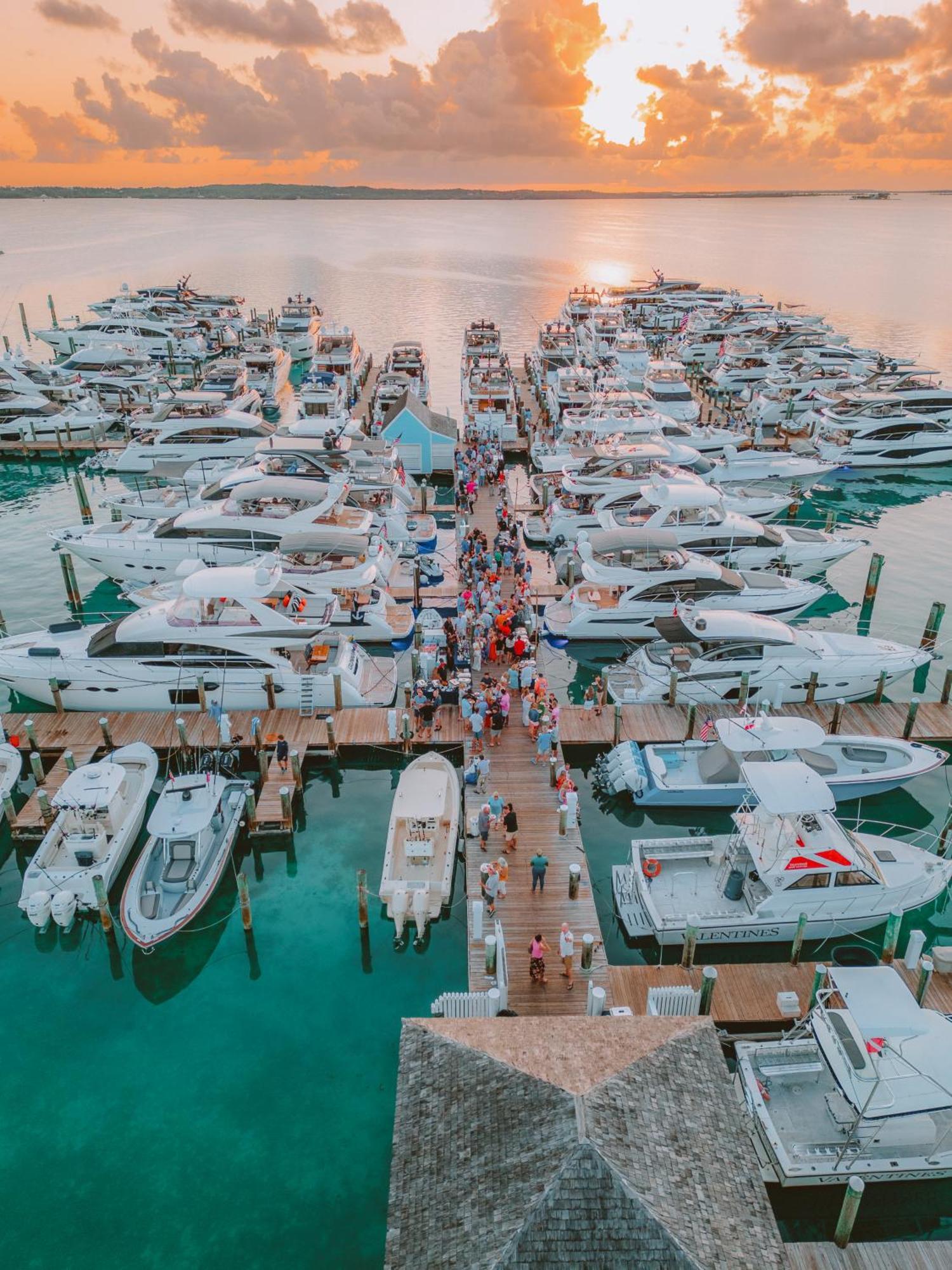 Valentines Resort & Marina Dunmore Town Ngoại thất bức ảnh